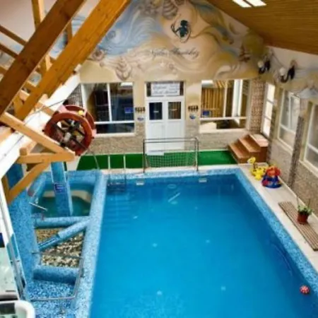 Sosto Apartman 4*