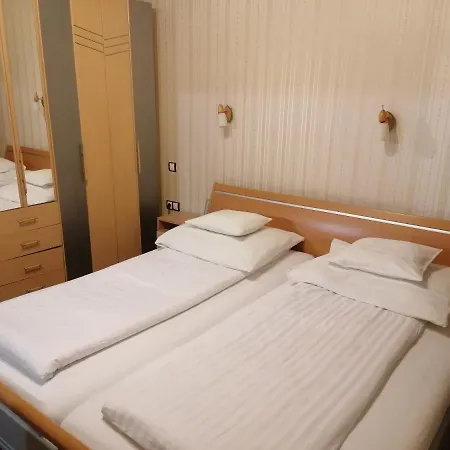 Hotel Sosto Apartman 4*